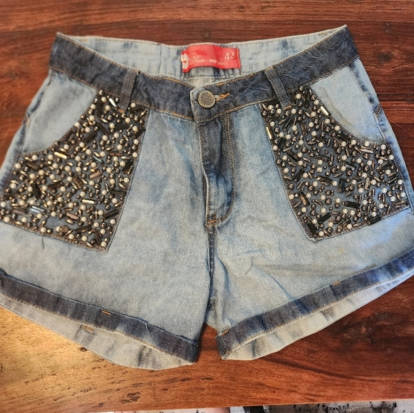Kiss-me denim shorts. - Picture 1 of 11